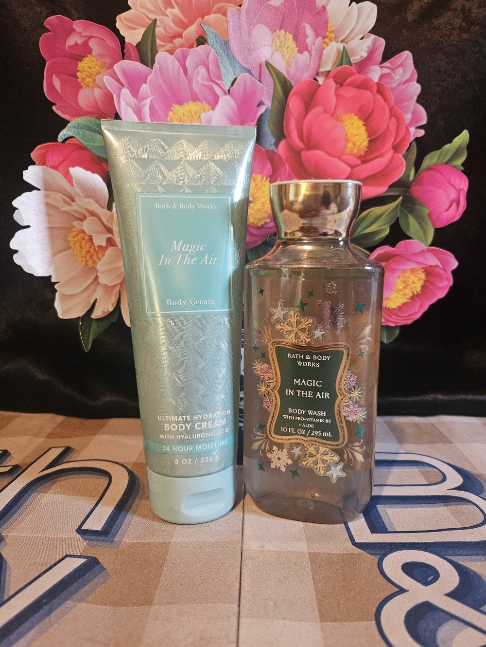 NWT Bath & Body Works Magic In The Air Bodycare Set - Green, Gold